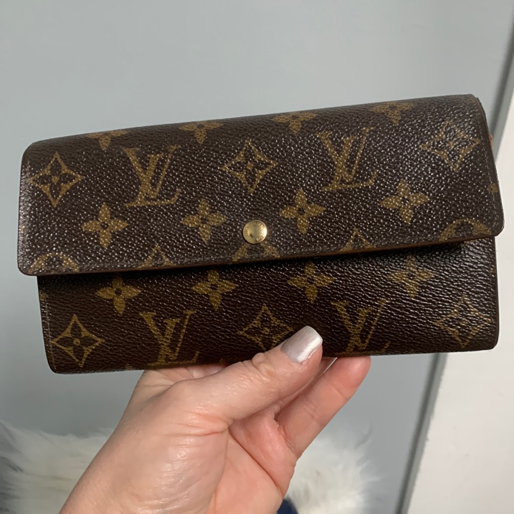 1993 Authentic Louis Vuitton Sarah Wallet